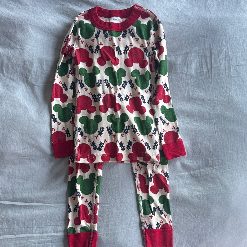 Hanna Andersson Red and Green Kids Pajama Set